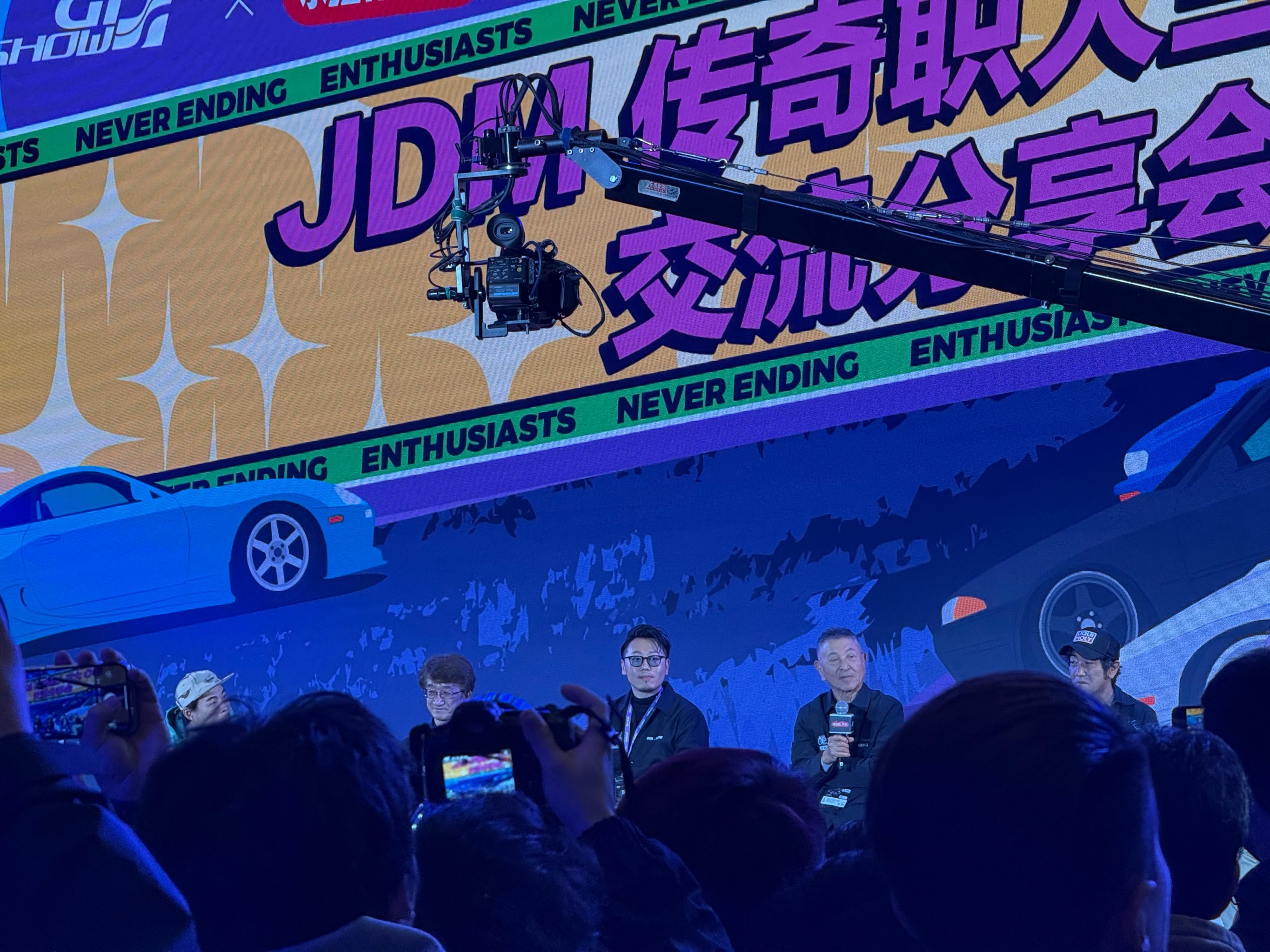 DK轻取V5,ShowMaker开启传奇时刻强强对话小组赛,强势挺进下一轮 DK轻取V5,ShowMaker开启传奇时刻强强对话小组赛,强势挺进下一轮