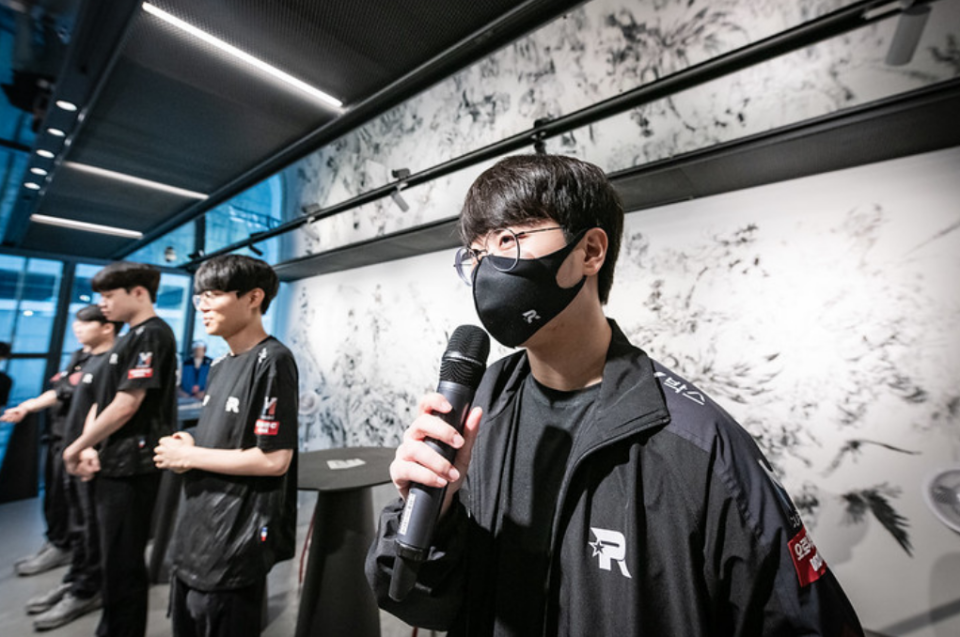 开云平台-关于KT血洗GEN，Clid团战一打五宿敌对决半决赛，锁定晋级资格的信息